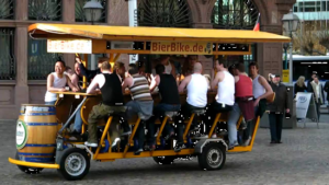 junggesellenabschied-bierbike